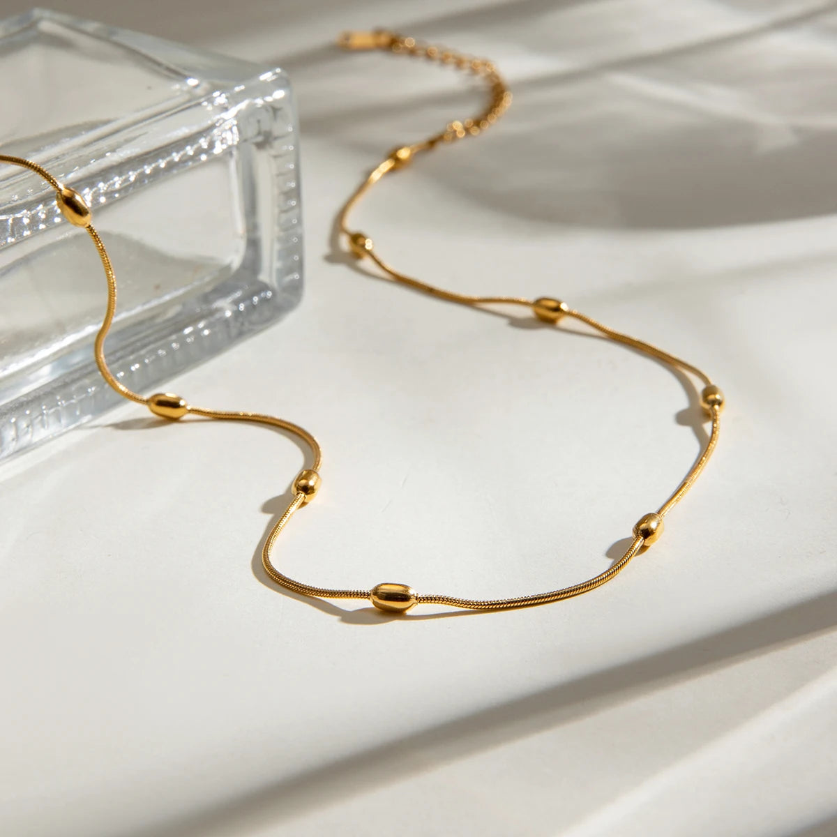 Collar Esferas Ovaladas En Cadena Estilo Serpiente | Dorado