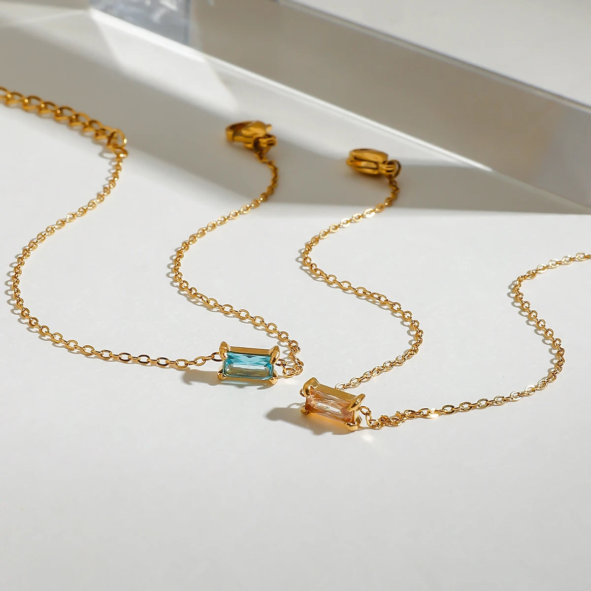 Pulseras De Cadena Fina Con Cristal | Dorado