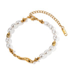 Pulsera De Perlas Blancas Con Detalle De Eslabon Organico | Dorado