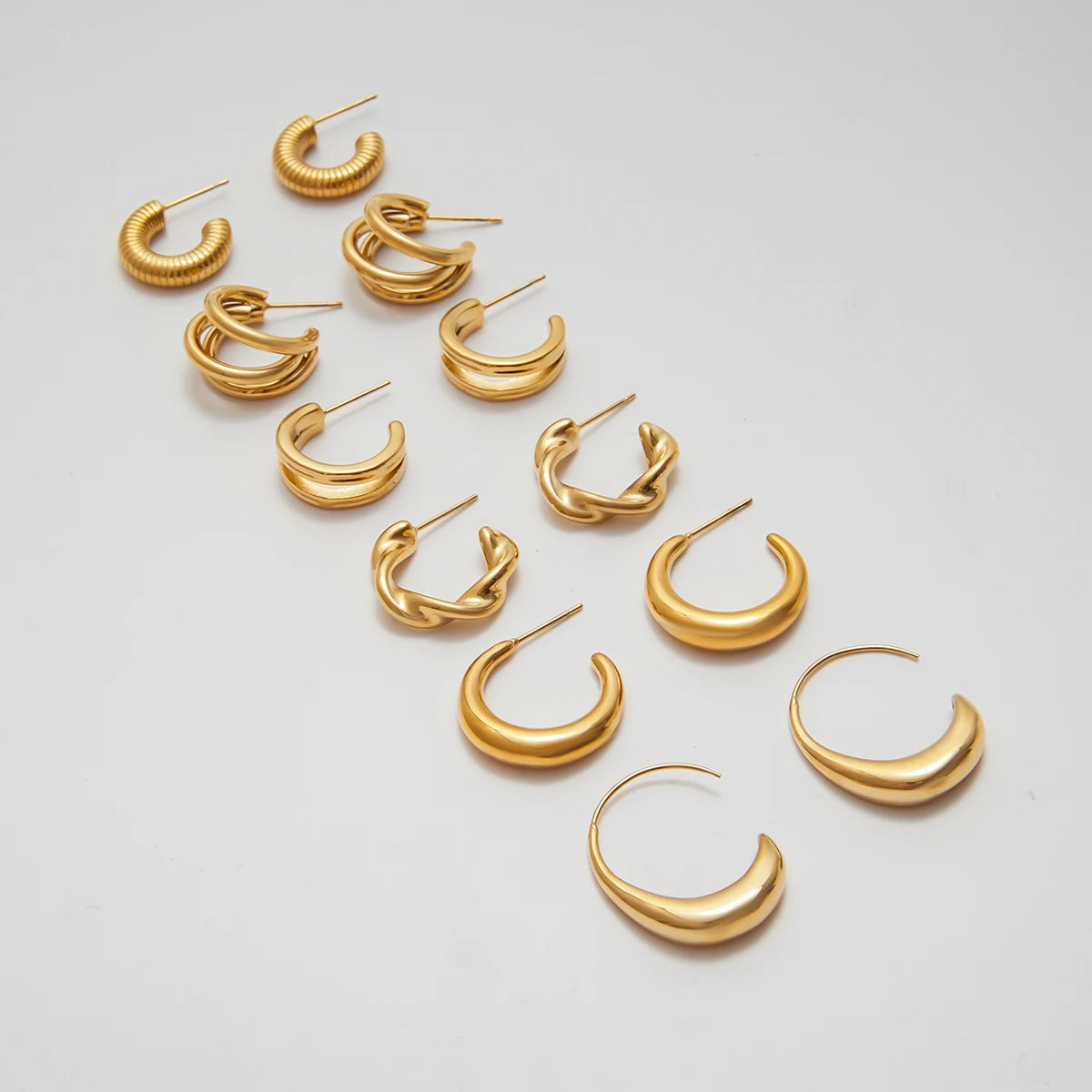 Zarcillos Tipo C | Dorado y Plateado