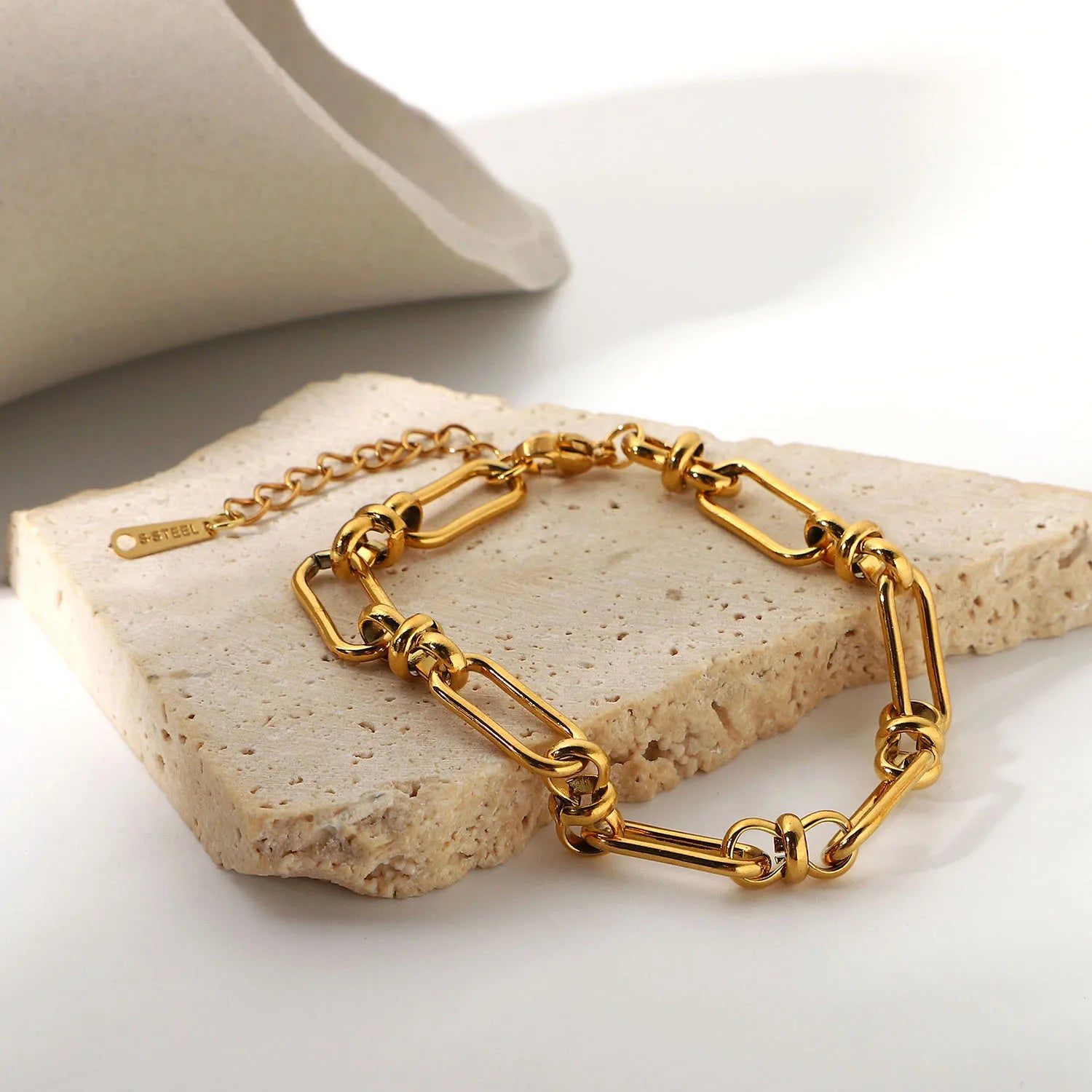 Pulseras De Uniones Geometricas Con Relieve De Nudo | Dorado y Bicolor