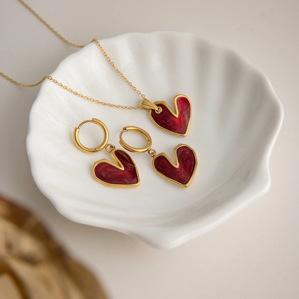 Argolla Corazon Colgante Rojo | Dorado