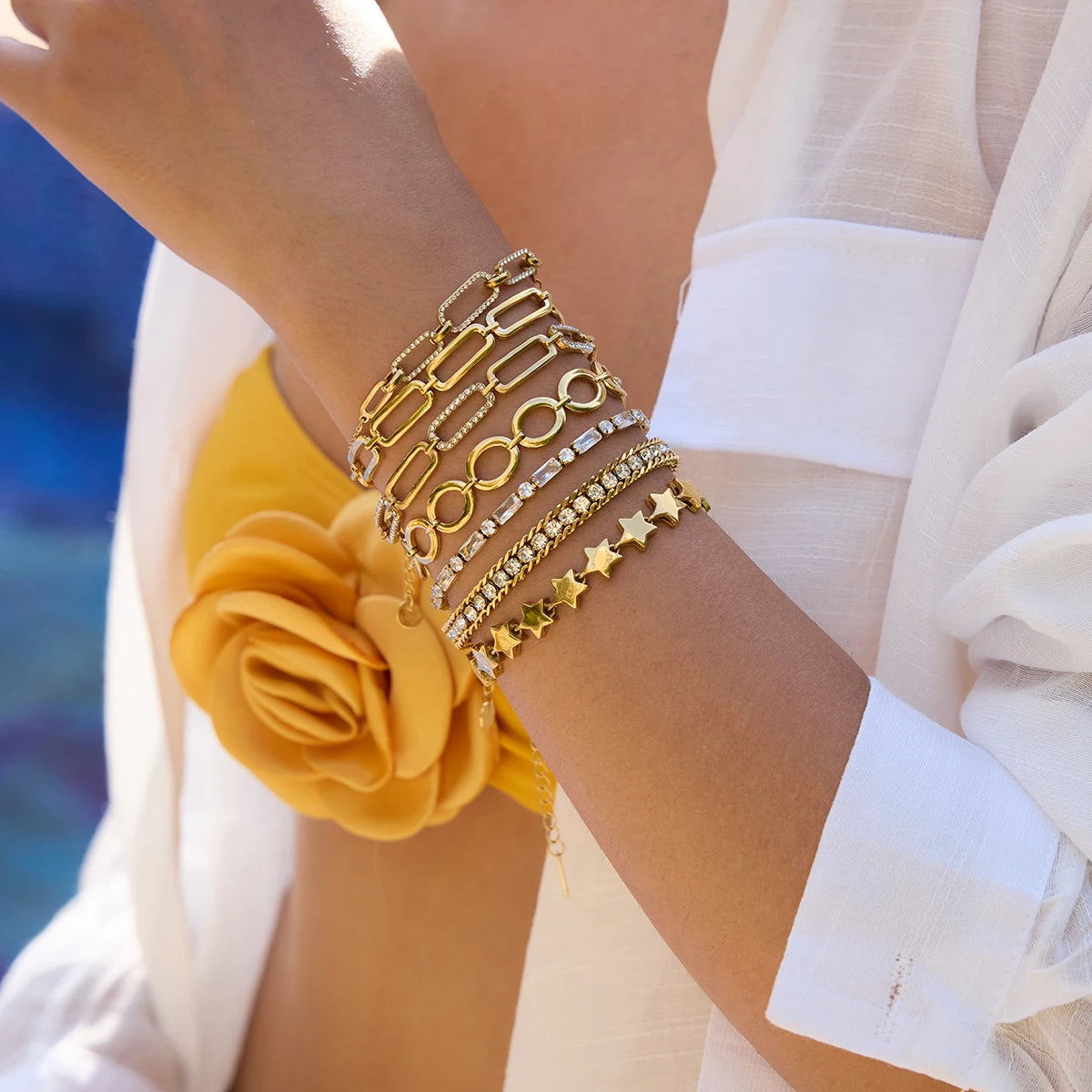 Pulsera Con Eslabones Clip Y Pavé De Cristales | Dorado