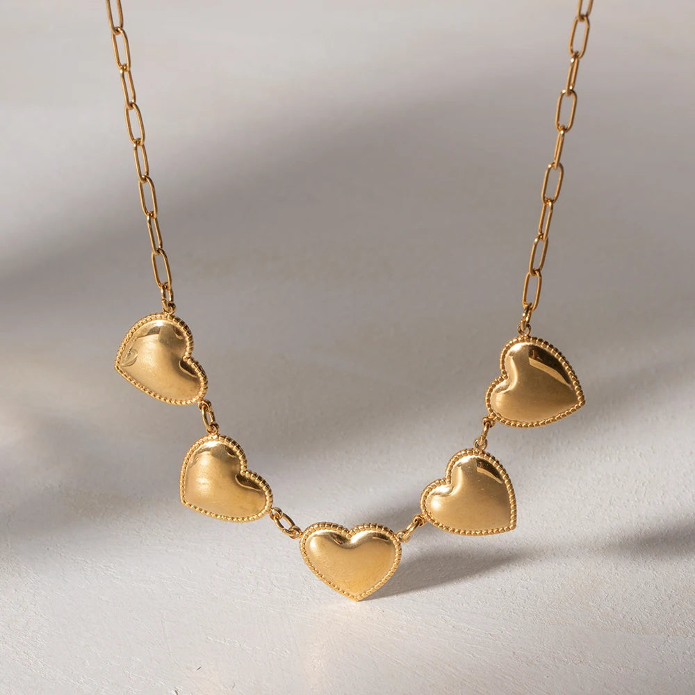 Collar 5 Corazones Dijes | Dorado
