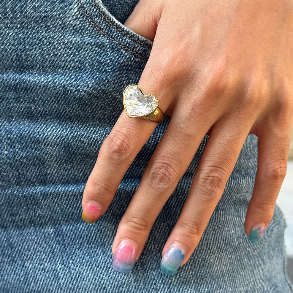 Anillo Grande Corazon Brillante Blanco | Dorado