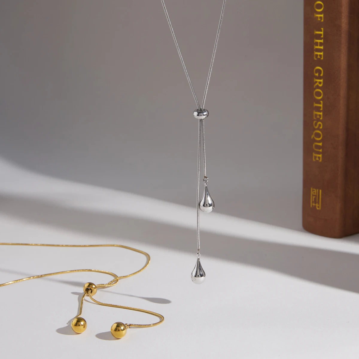 Corbatín Elegante Ajustable | Dorado - Plateado