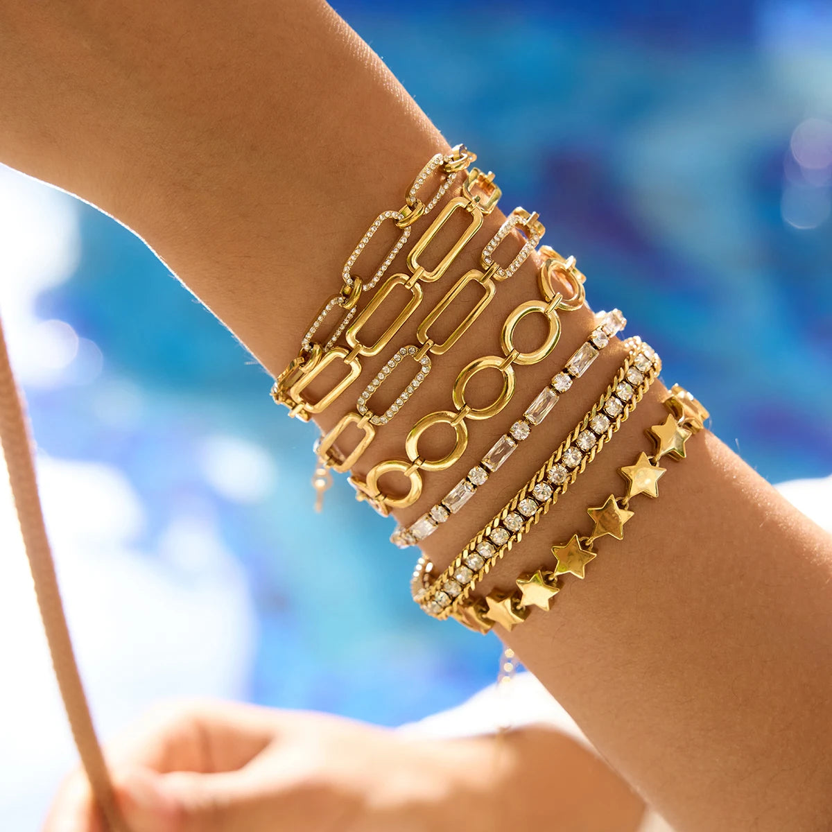 Pulsera Con Eslabones Clip Y Pavé De Cristales | Dorado