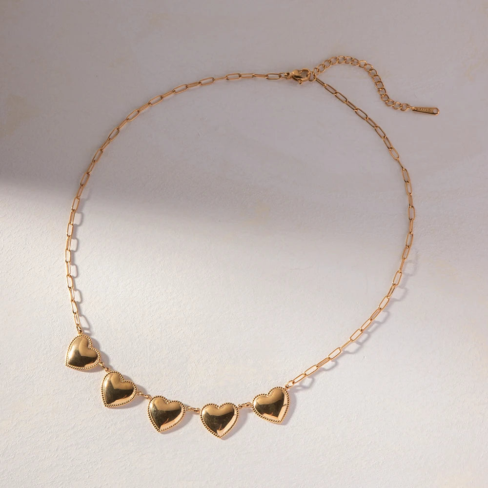 Collar 5 Corazones Dijes | Dorado