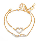 Pulsera Fina Con Hilera Ondulada y Dije De Corazon De Cristales | Dorado